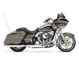 2016年 FLTRXS Road Glide Specialハードキャンディーブラックゴールドフレーク