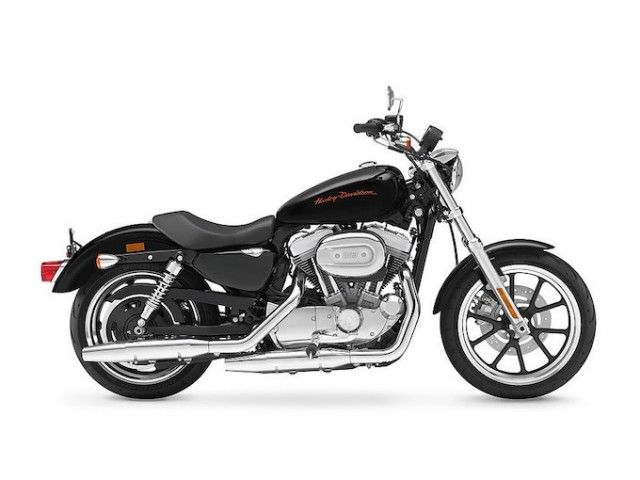 2012年 XL883L Super Low ビビッドブラック（カタログメイン）