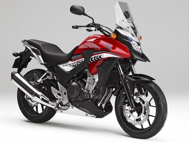 2016年 400X ABS マグナレッド（カタログメイン）