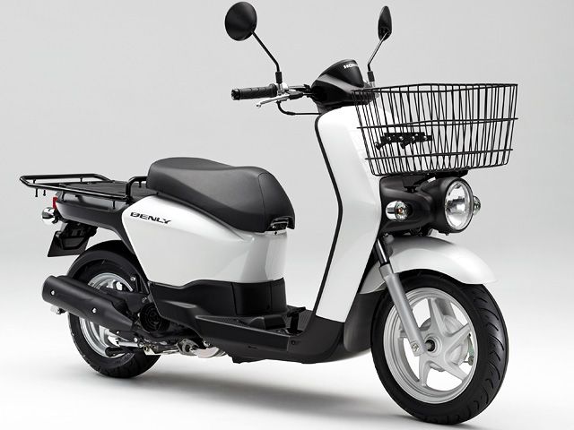 2011年 BNELY PRO パールホワイト（カタログメイン）