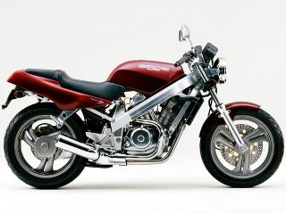 と*ー様 ブロス650、400ガソリンタンク Yahoo!オークション -「ブロス400 タンク」の落札相場・落札価格