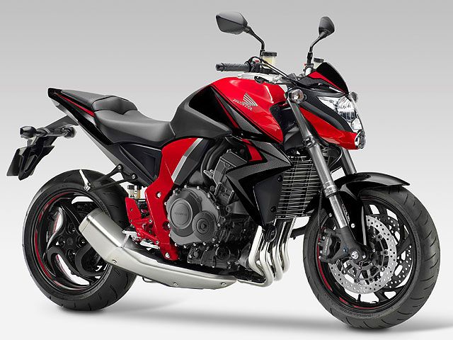 2015年 CB1000R Hyper Red/Black Matt White(カタログメイン)