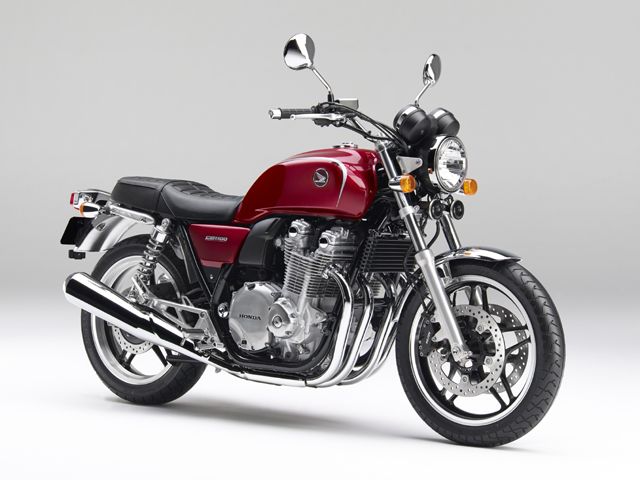2015年 CB1100EX ABS 特別仕様 キャンディーアリザリンレッド（特別仕様）（カタログメイン）