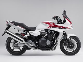 2009年 CB1300 SUPER BOL D'OR ABSパールサンビームホワイト/キャンディーアルカディアンレッド/サイクロンブルーメタリック