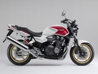 2012年 CB1300 SUPER FOUR ABSパールサンビームホワイト/キャンディーアルカディアンレッド（受注生産車）
