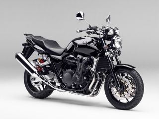 2014年 CB1300 SUPER FOUR E Packageダークネスブラックメタリック