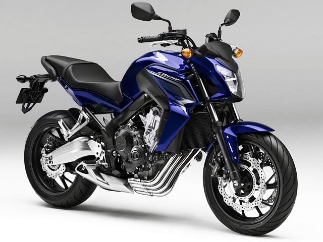 2014年 CB650F アトモスフィアブルーメタリック（カタログメイン）