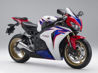 2010年 CBR1000RR ABSパールサンビームホワイト