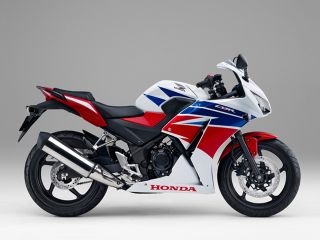 2015年 CBR250Rロスホワイト