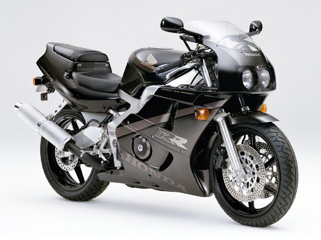 1991年 CBR400RR ブラック(カタログメイン)