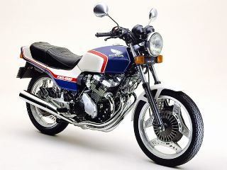 1981年 CBX400Fホワイト/ブルー