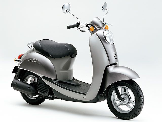 2003年 CREA SCCOPY i シールシルバーメタリック×グレー（カタログメイン）