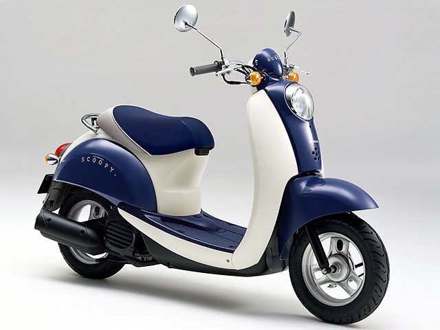 2003年 CREA SCOOPY Special パールスペンサーブルー（カタログメイン）