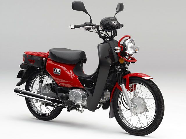 2014年 CROSS Cub ファイティングレッド（カタログメイン）