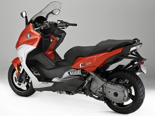 2016年 C650Sport（リアビュー）