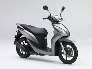 2011年 Dio 110ボスグレーメタリック