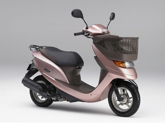 2006年 Dio Cesta スピカピンクメタリック（カタログメイン）