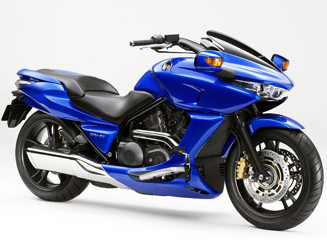 ホンダ Honda Dn 01の型式 諸元表 詳しいスペック バイクのことならバイクブロス