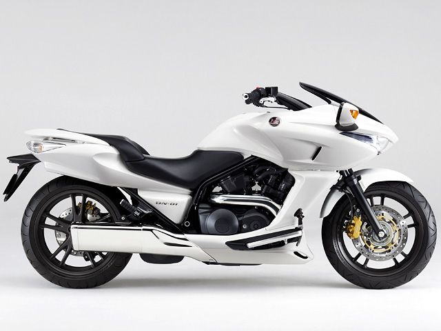 ホンダ Honda Dn 01の型式 諸元表 詳しいスペック バイクのことならバイクブロス