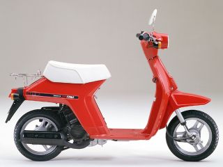 1984年 EVE SMILEレッド