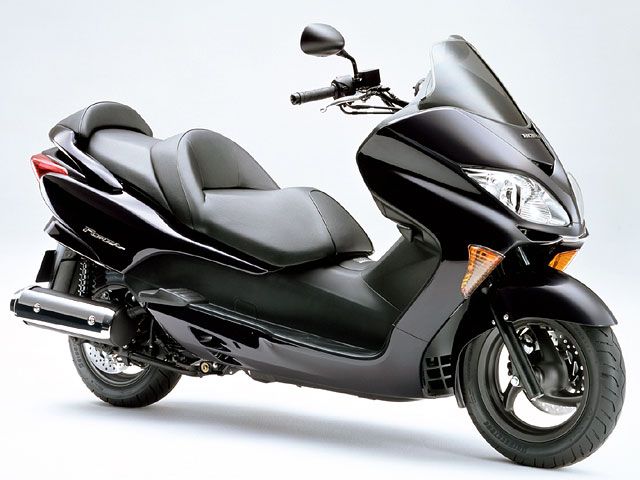 ホンダ（HONDA）2004年 FORZA Z・新登場のカタログ情報 | 沖縄のバイクを探すなら【グーバイク沖縄】