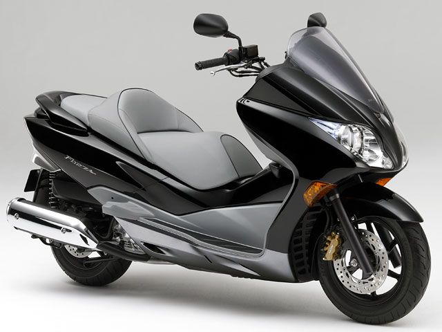 ベルギー製 HONDA フォルツァ Z mf08 - crumiller.com