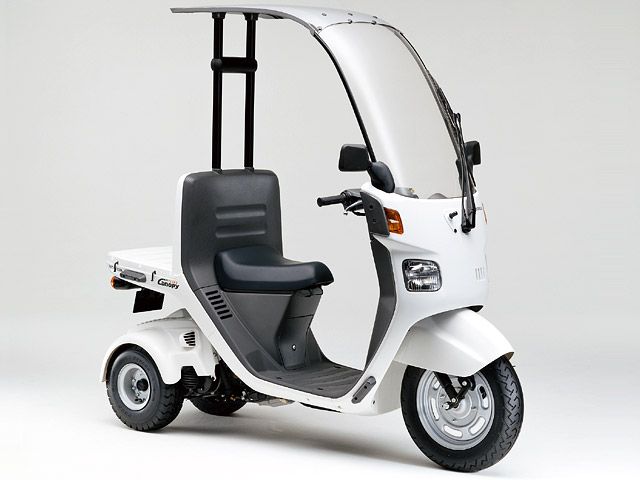 2002年 GYRO CANOPY デッキタイプ シャスタホワイト（カタログメイン）