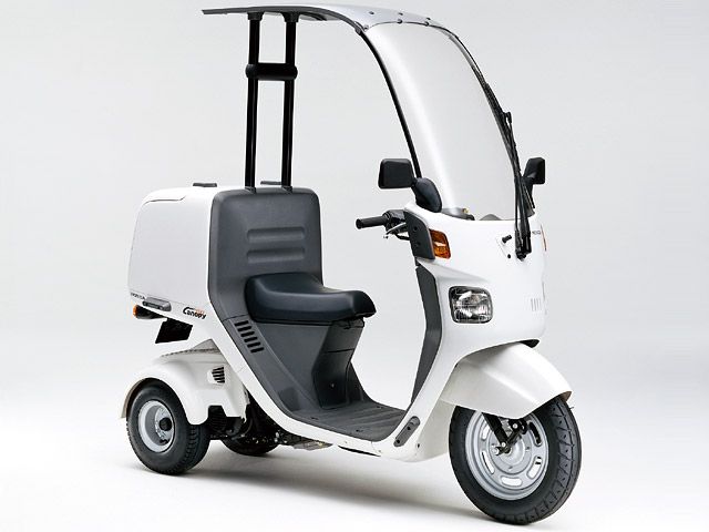 2002年 GYRO CANOPY ワゴンタイプ シャスタホワイト（カタログメイン）