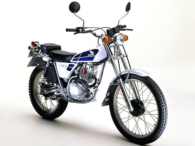 1981年 Ihatovo TL125S シルバー（カタログメイン）