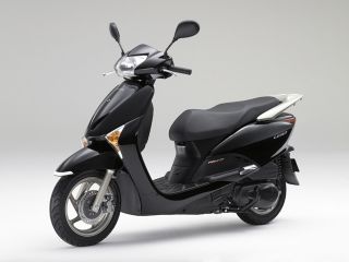 2008年 LEAD（110）ブラック