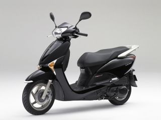 2009年 LEAD（110）ブラック