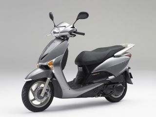 2009年 LEAD（110）ボスグレーメタリック