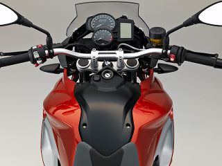 2016年 F700GS（ハンドルまわりイメージ）