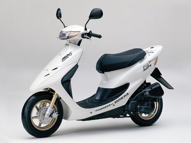 スマートディオ、ライブディオエンジン2サイクル仕様 - オートバイ車体