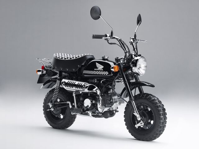 2013年 MONKEY Limited ブラック（カタログメイン）