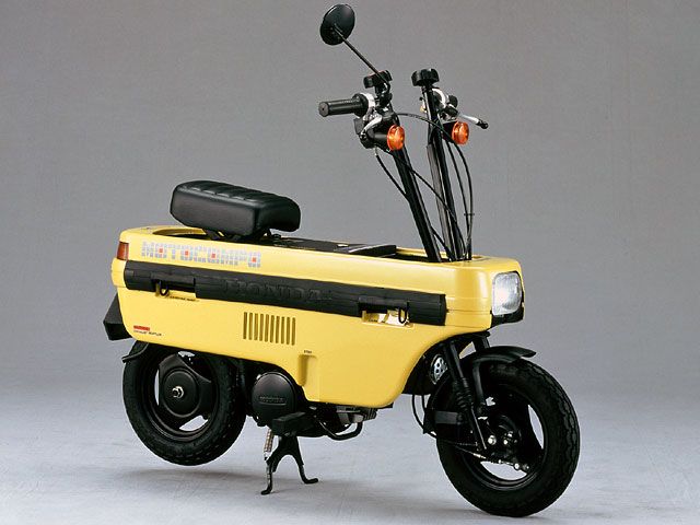 1981年 MOTOCOMPO イエロー（カタログメイン）