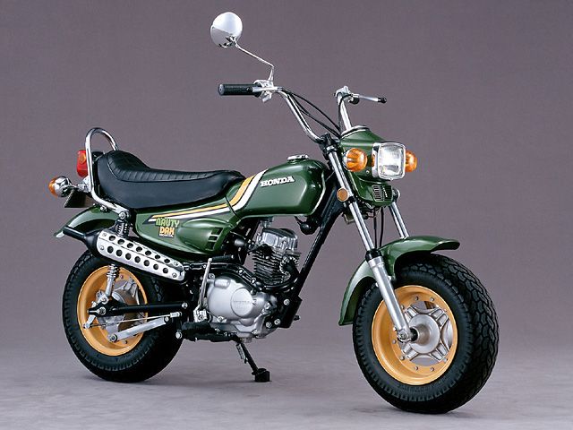 1973年 NAUTY DAX HONDA CY50 (カタログメイン)