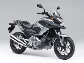 2012年 NC700X ABSデジタルシルバーメタリック