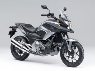 2012年 NC700X Type LD Dual Clutch Transmission ABSデジタルシルバーメタリック