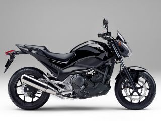 2014年 NC750S Dual Clutch Transmission ABSグラファイトブラック