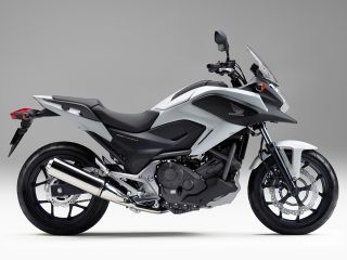 2014年 NC750X Type LD ABSマットパールグレアホワイト