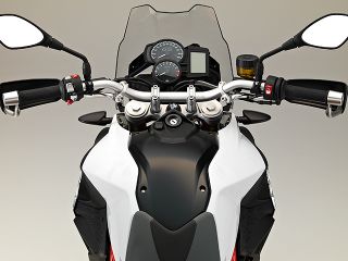 2016年 F800GS(ハンドルまわりイメージ)