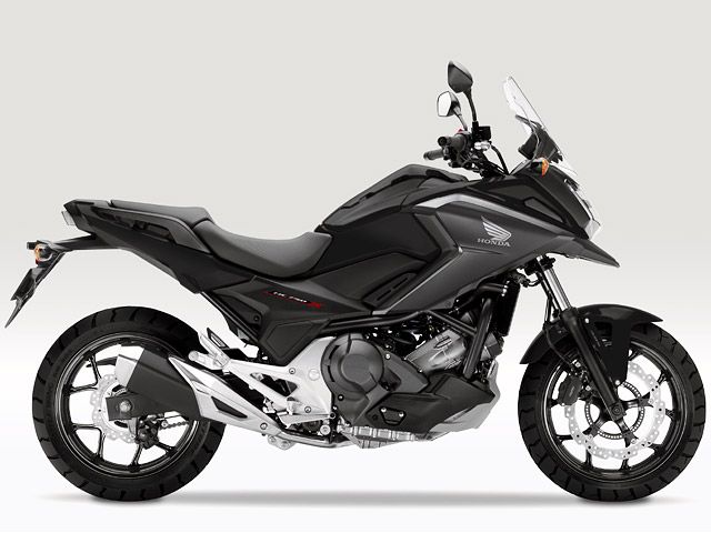 2016年 NC750X Type LD Dual Clutch Transmission ABS E Package マットバリスティックブラックメタリック(カタログメイン)