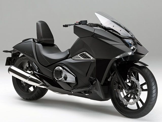 2014年 NM4-01 マットバリスティックブラックメタリック（カタログメイン）