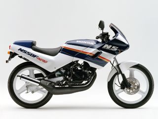 1987年 NS50F AEROブルー/ホワイト