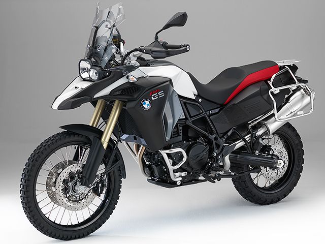 2015年 F800GS Adventure Alpine white 3（カタログメイン）