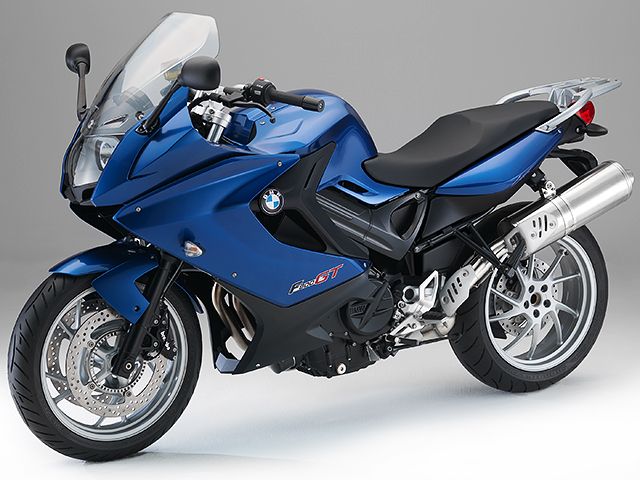 2015年 F800GT モンテゴ・ブルーメタリック（カタログメイン）