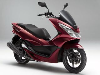 2015年 PCXキャンディーノーブルレッド