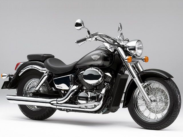 2007年 Shadow 400 グラファイトブラック（カタログメイン）