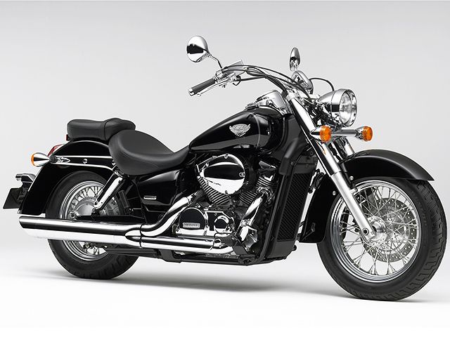2006年 Shadow 750 グラファイトブラック（カタログメイン）